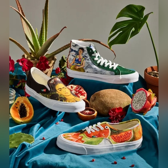 Vault by Vans X  Frida Kahlo Og Authentic LX - Picture 2 of 15